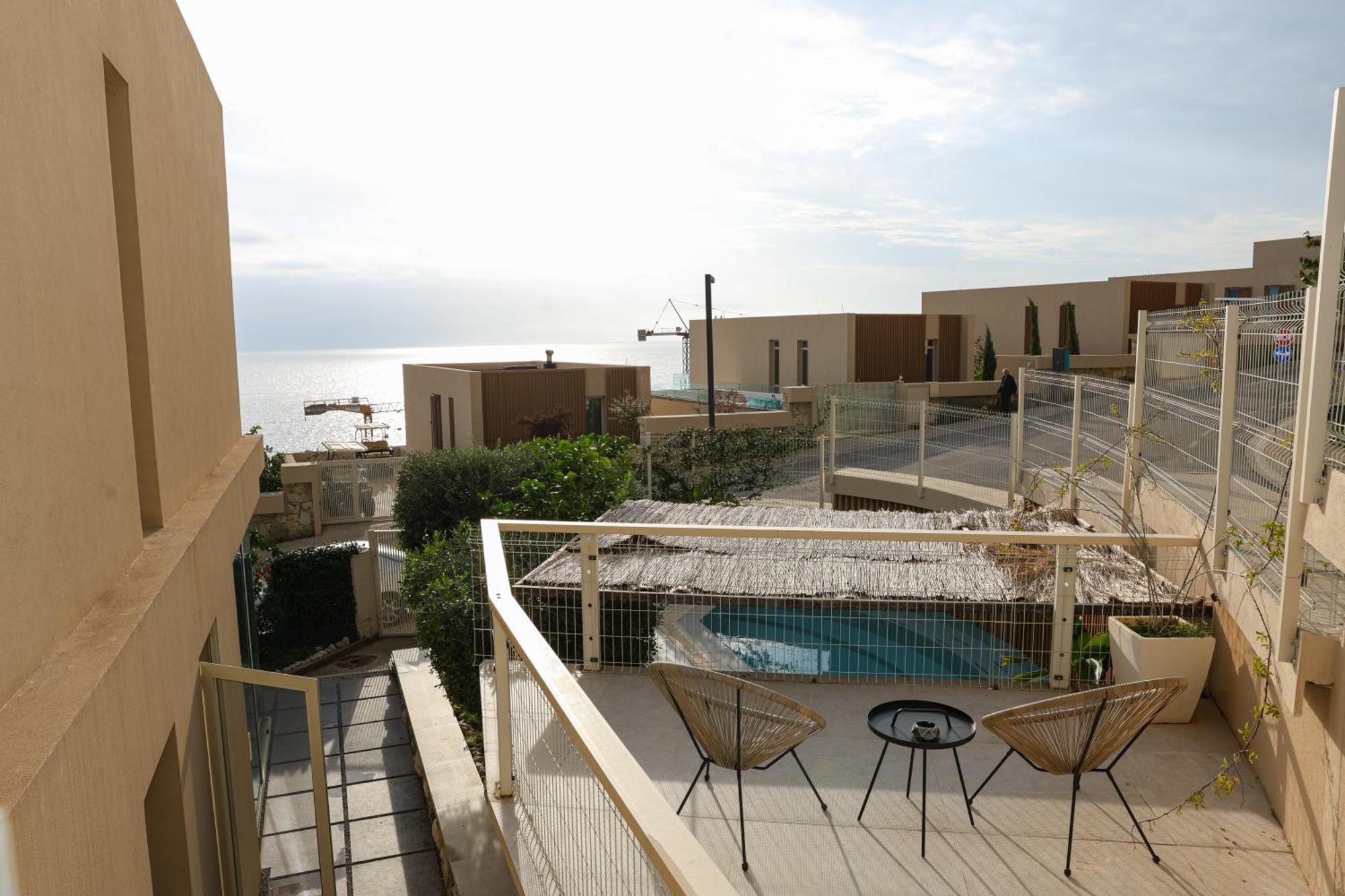 Green Coast Resort & Residences 94 Palasë Exterior foto